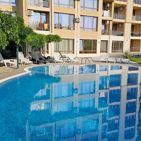 Vesta Riviera - Free Parking Aparthotel Nisipurile de Aur Exterior foto